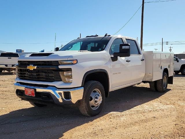 2025 Chevrolet Silverado 3500 HD Chassis Cab Work Truck in Summit White — front three-quarter view