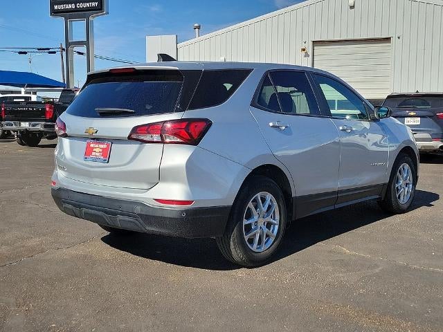 2022 Chevrolet Equinox — interior view